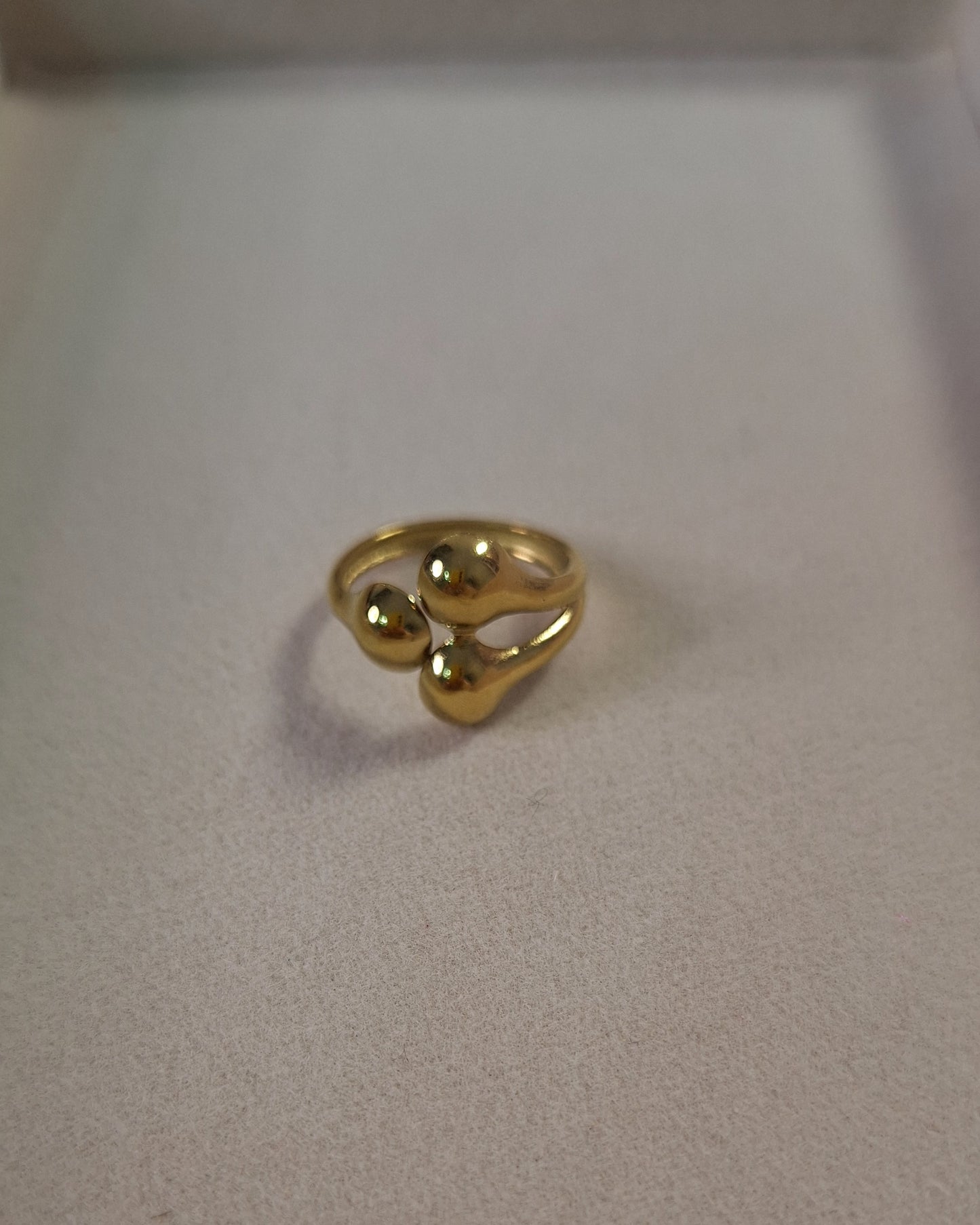 Anillo triple