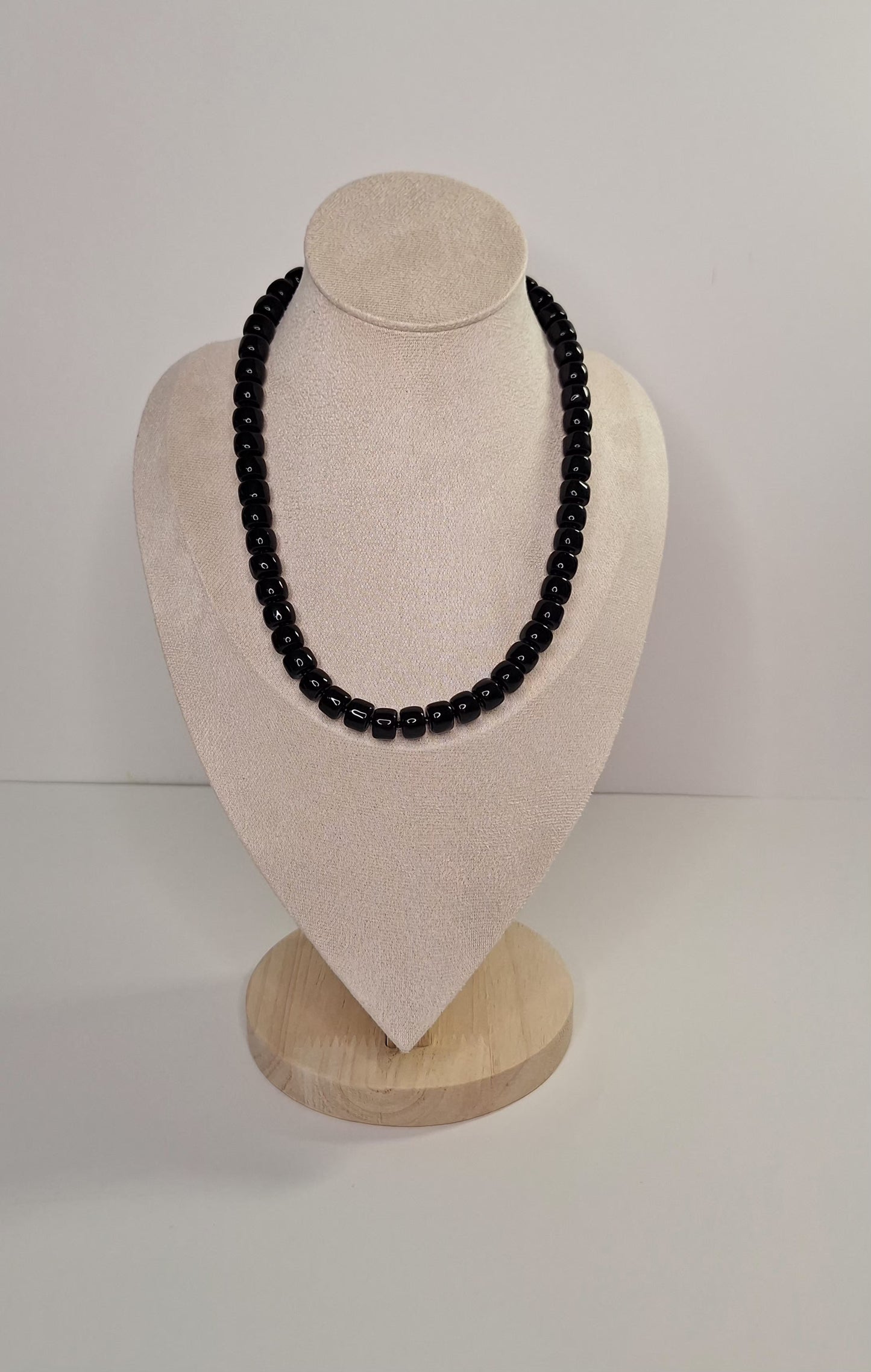 Collar Jimena cuentas negro