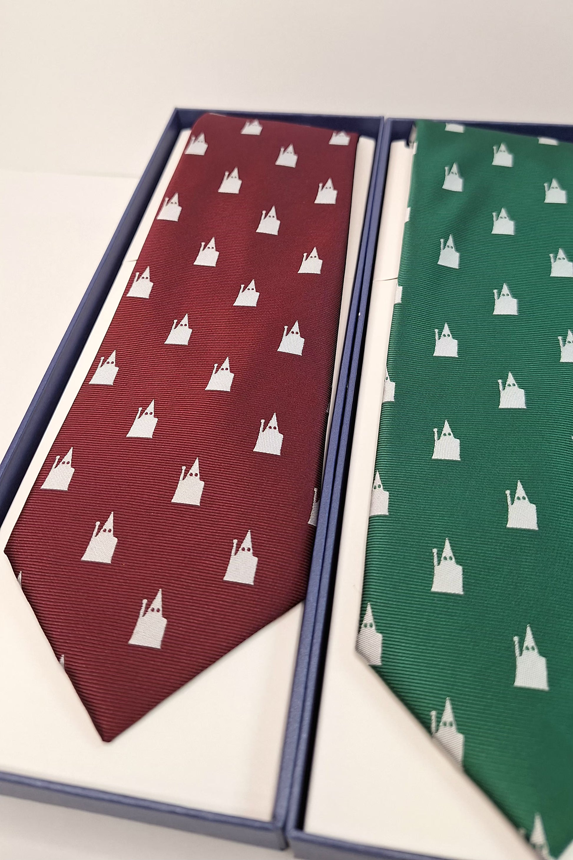 Corbata hombre burdeos estampada nazareno