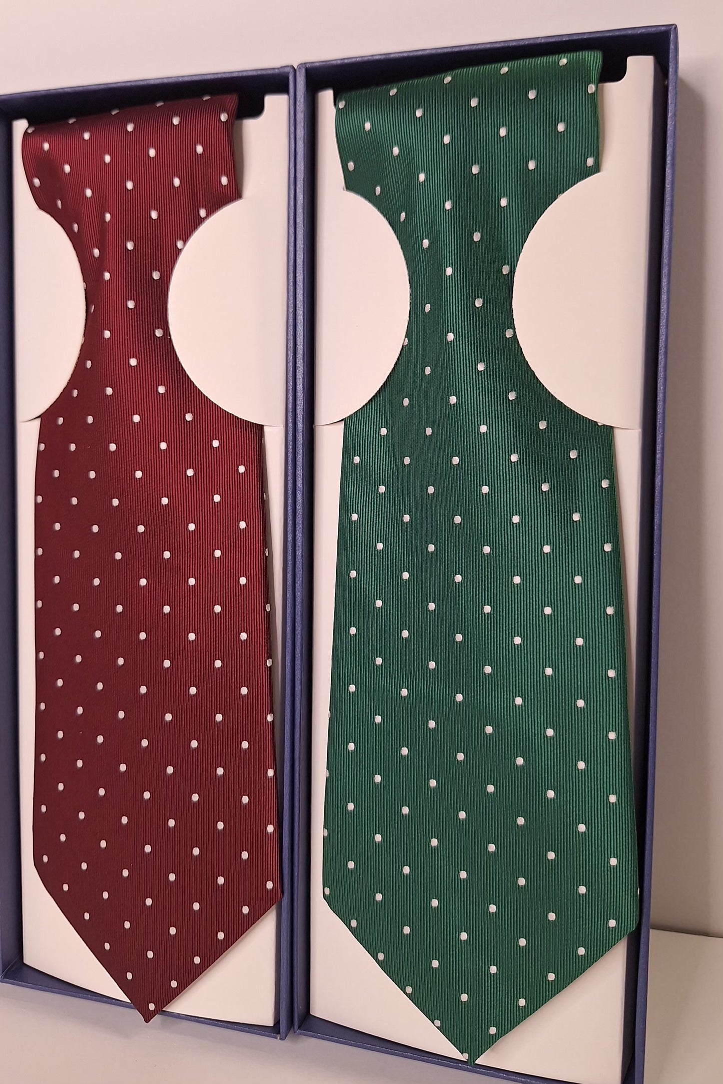 Corbata hombre estampado lunares 