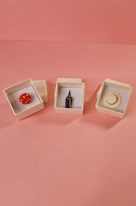 Pines de nazareno y farolillos 