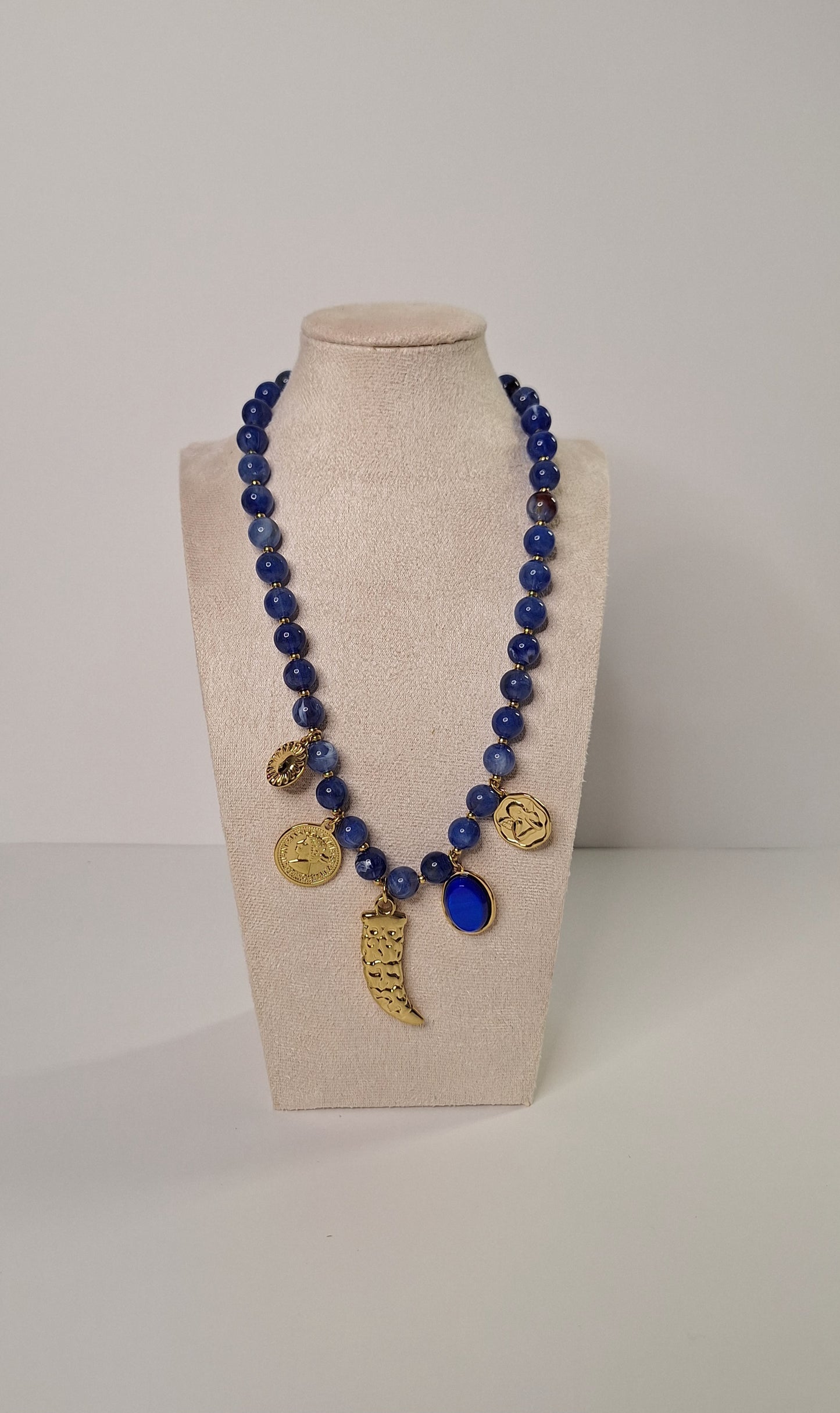 Collar Amuleto
