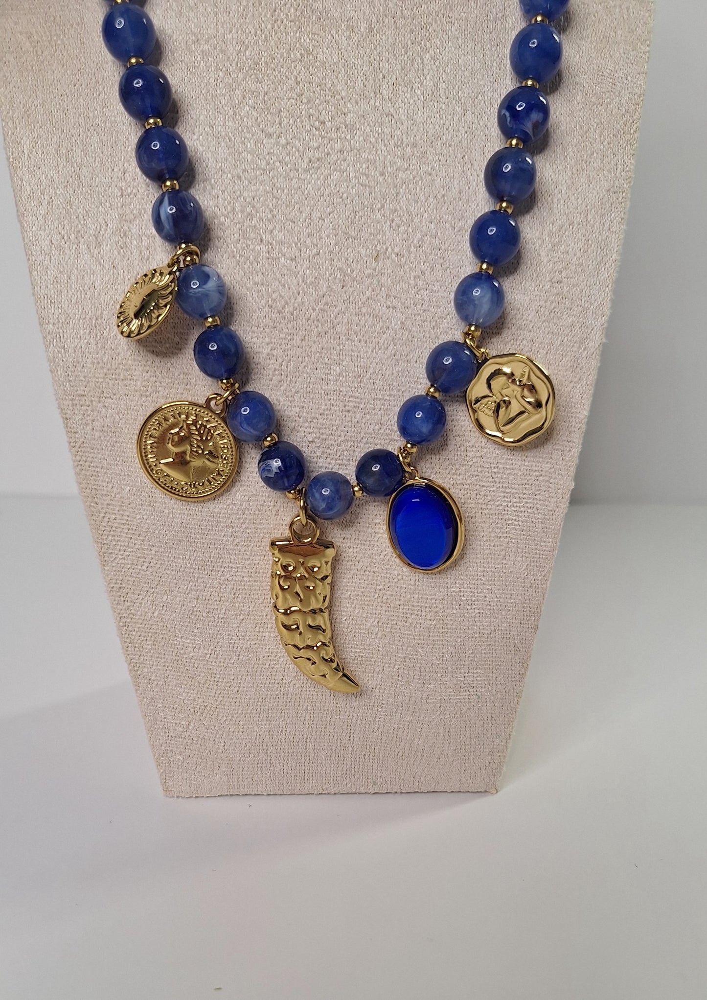 Collar Amuleto