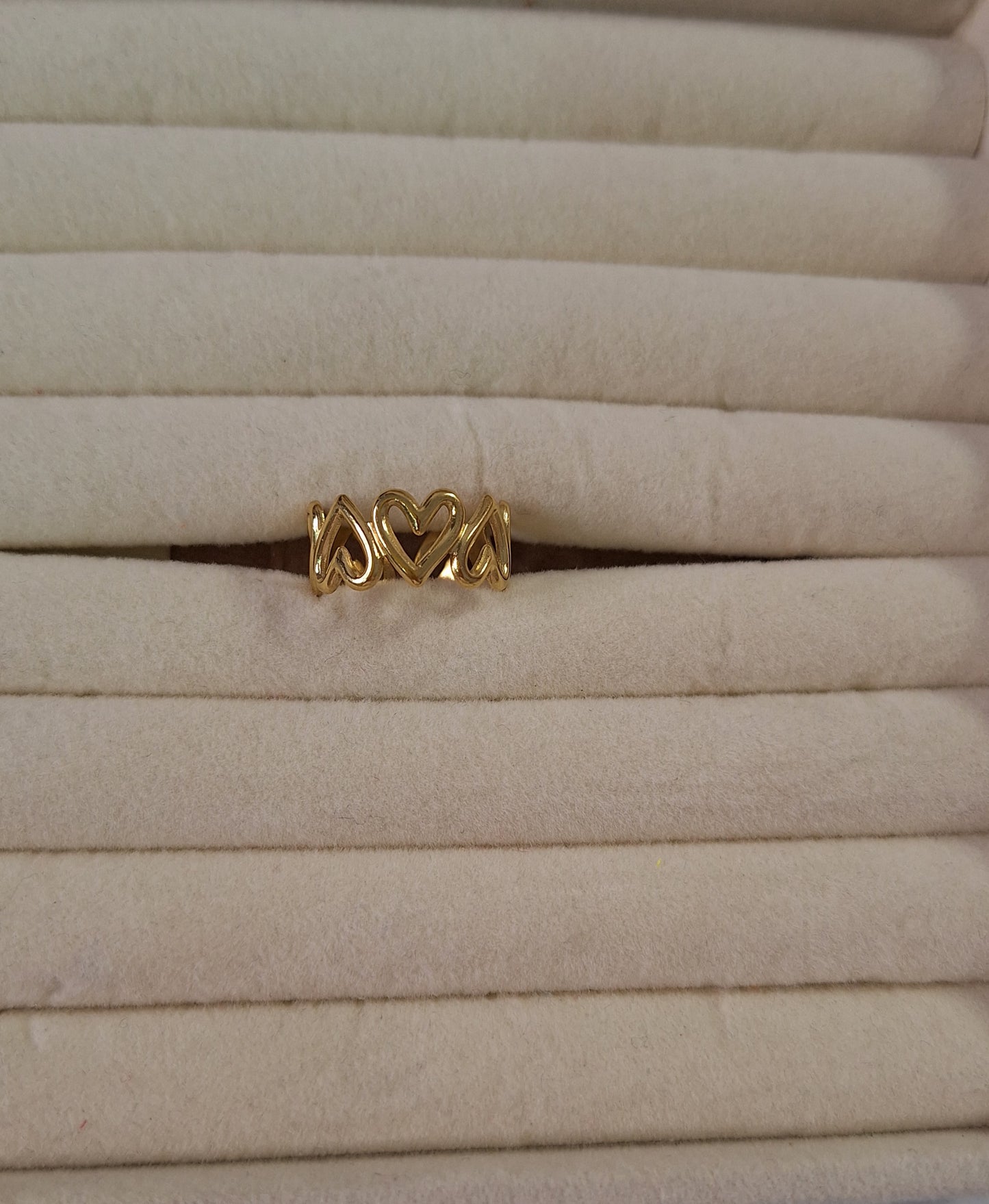 Anillo corazones