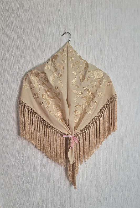 Mantoncillo Soleá Beige al tono